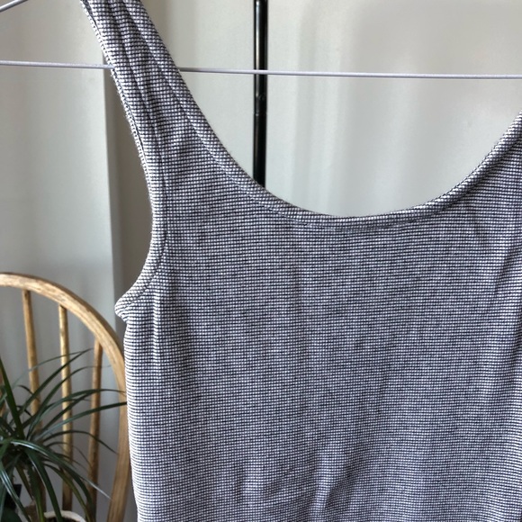 Shaping summer dress - Picture 3 of 3